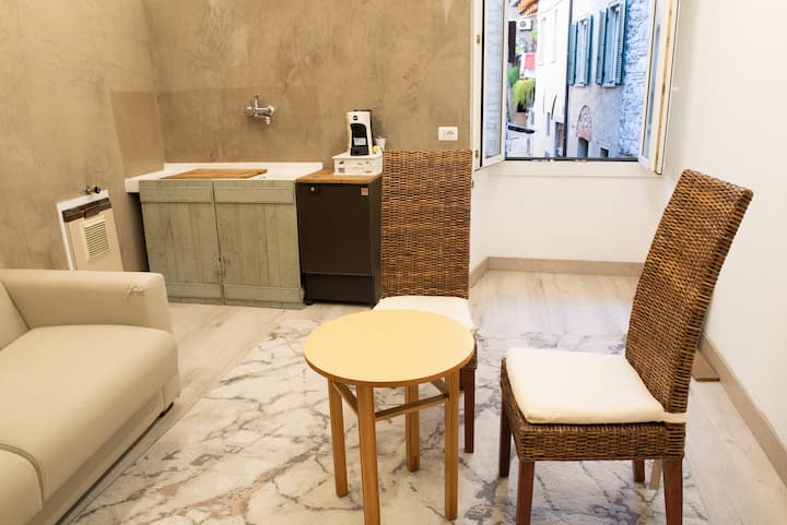 La Bell'arien | Borgo Storico Sul Lago Di Como - Abbadia Lariana