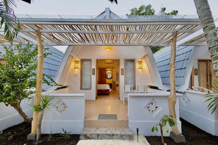 New Life Village Gili Trawangan 6 Pax 3 Room - Gili Islands