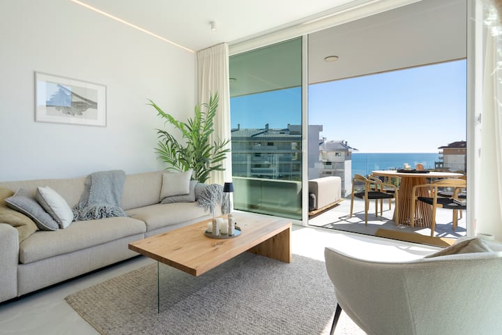 Penthouse With Roofterrace And Jacuzzi, Sea Views - Benalmádena