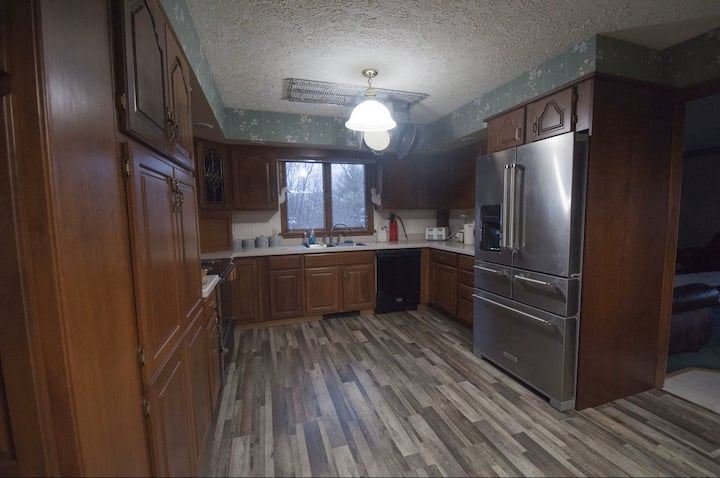 Antler Ridge Party House And Lodge - Watkins Glen, NY