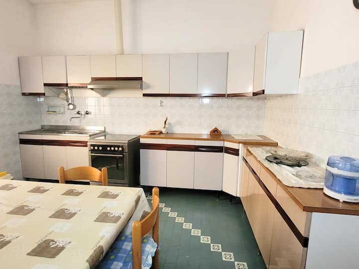 Cn046 – Cesenatico, Spacious Two-bedroom Apartment - Cesenatico