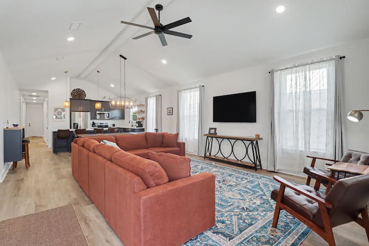 Maison Magnolia Brand New Beach House + Pool - Gulfport, MS