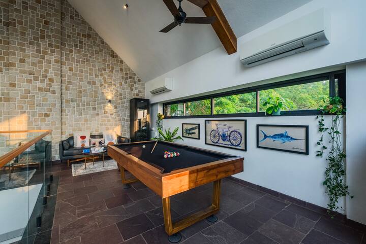 Living room image 4