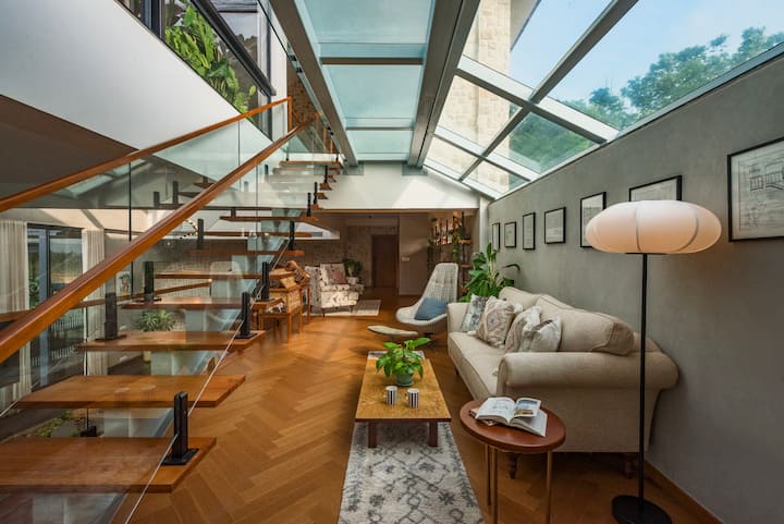 Living room image 9
