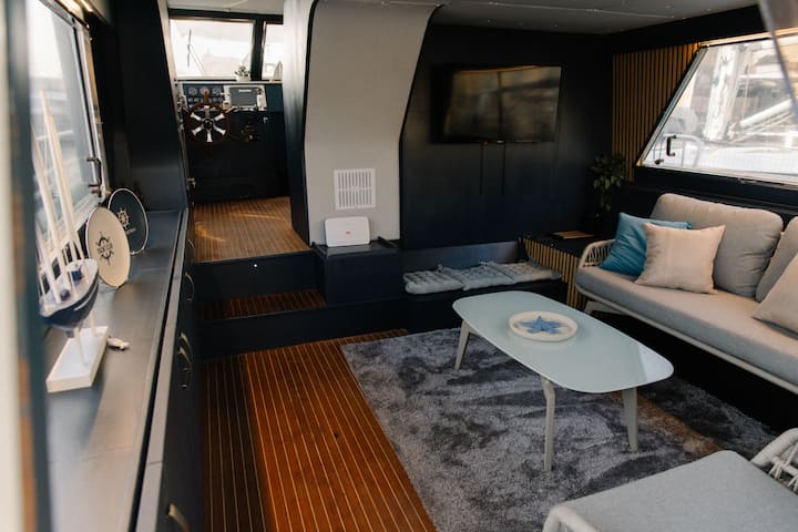 Canaima - Boutique Yacht Stay - Malta