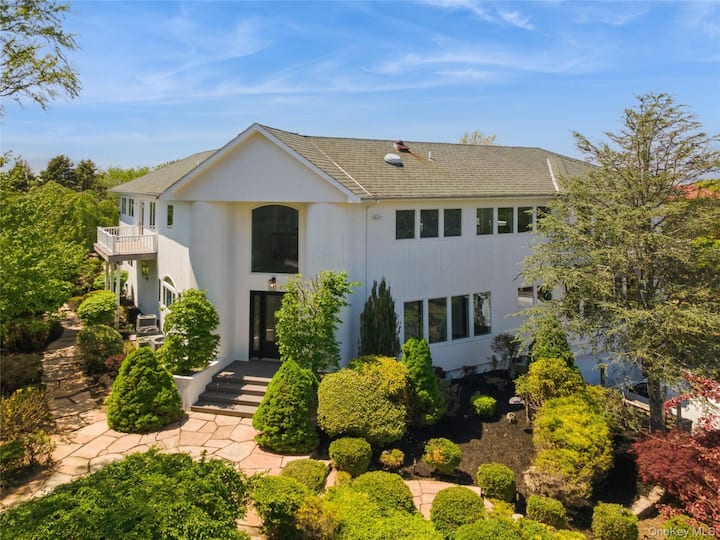Elegant Montauk Estate | Resort-style Luxury - 몬타우크