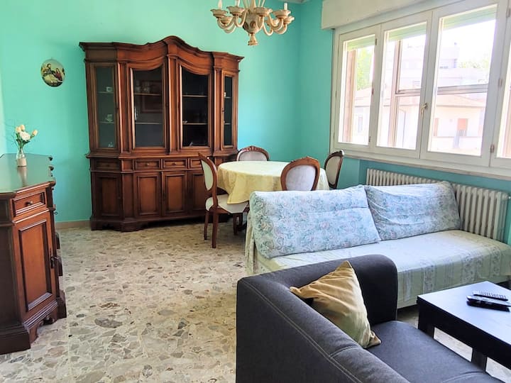 Cn047 - Cesenatico, Spacious Four-room Apartment - Cesena