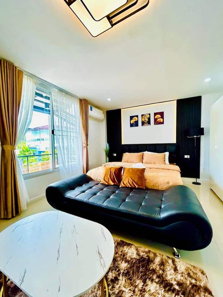 Rock Private Pool Villa Phuket - Phuket