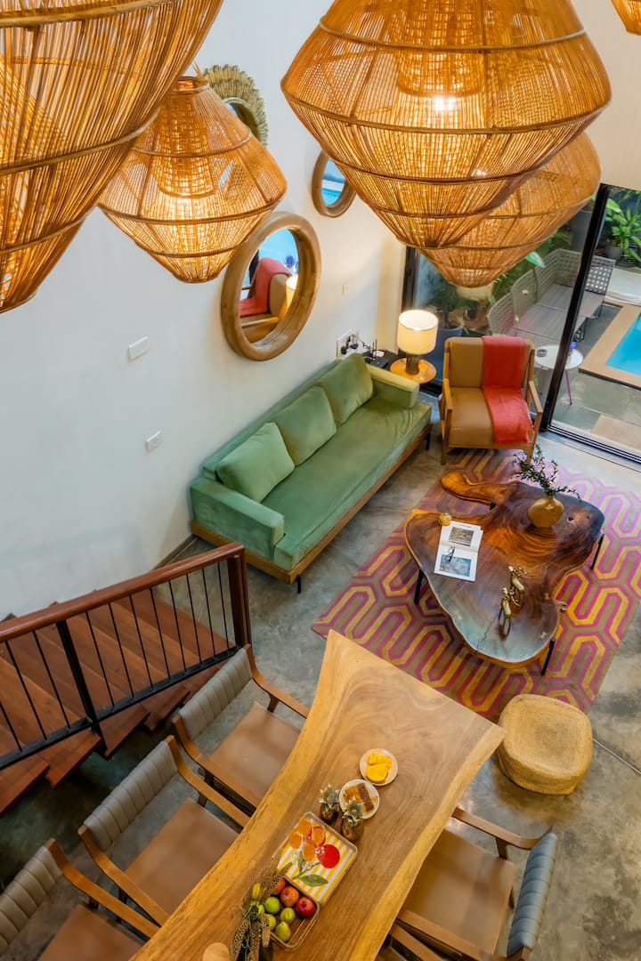 Living room image 3