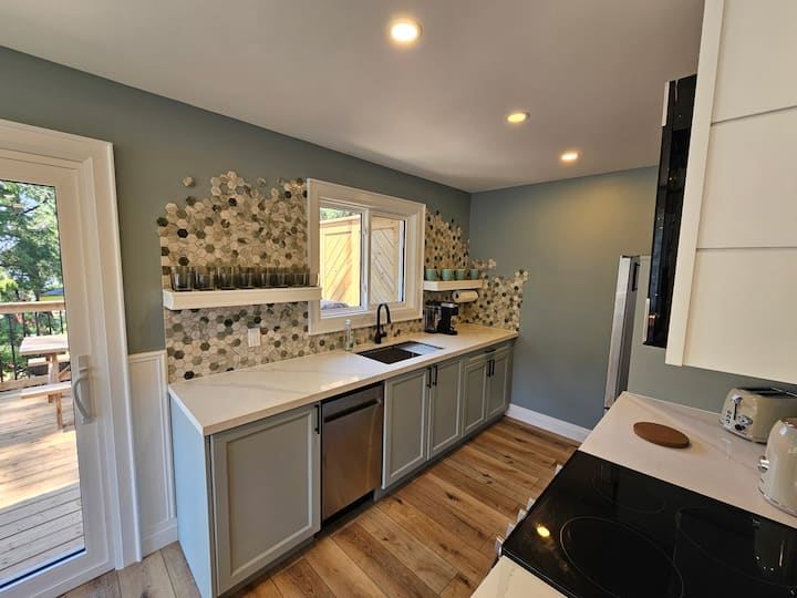 Balsam Lake Otter Cottage Retreat - Kawartha Lakes