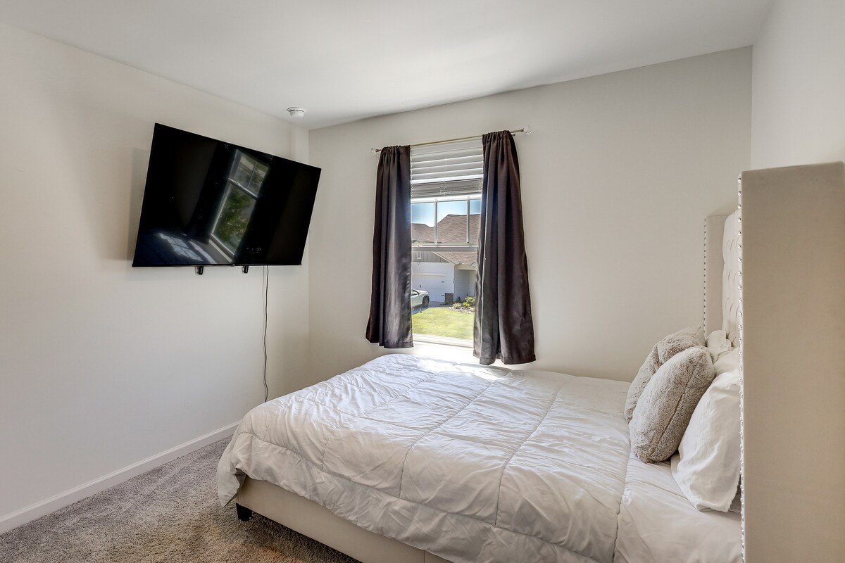 Work & Play! Peaceful Extended Stay in Hoschton