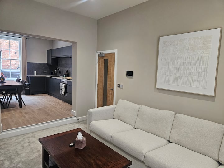 Carlisle City Centre Lovely Ground Floor Apartment - Carlisle