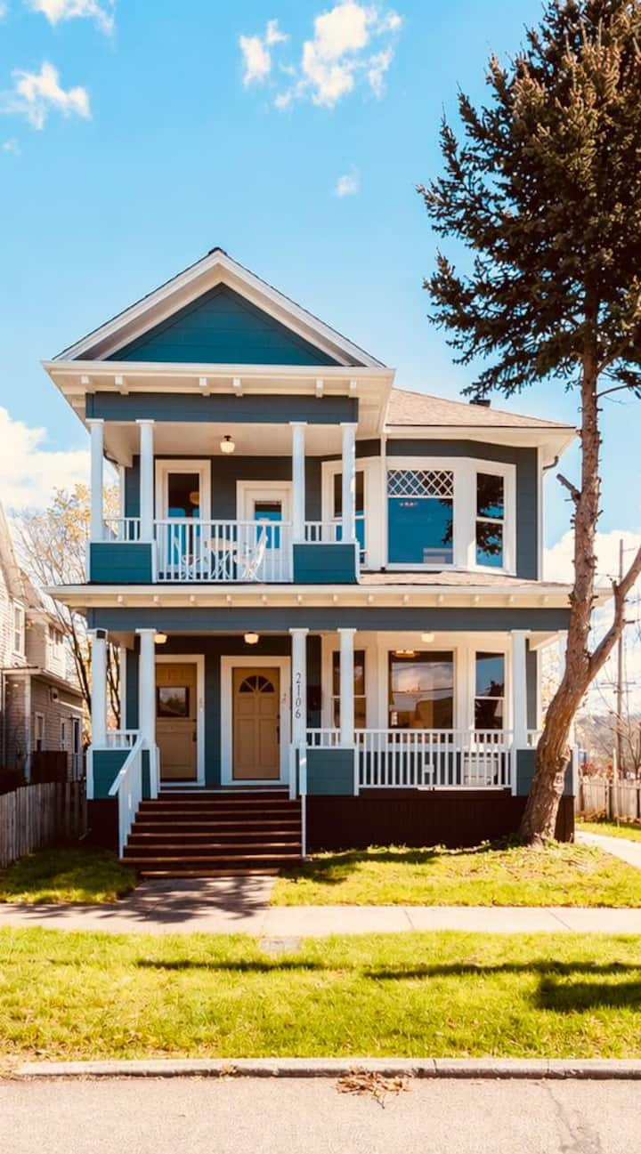 Downtown Bellingham Boutique Stay | 2br Retreat - Bellingham, WA