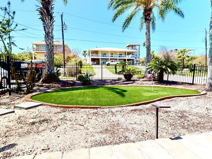 Castillo Del Sol Beach Escape - Crescent Beach, FL