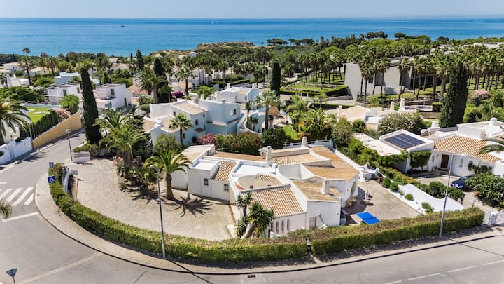 The Beach House - Albufeira
