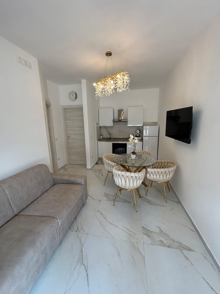 B&b Suite Petelia: Nel Cuore Di Crotone - Crotone