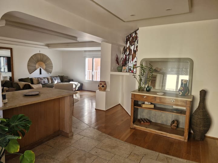 Appartement Front De Mer - Terrasse - Jacuzzi - Porquerolles