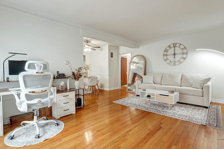 Monthly Stay In Hollywood - Quiet Gated Building - West Hollywood, CA