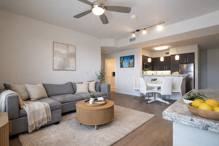 Noho Gem Minutes From Universal & Hollywood 2bd - Burbank, CA