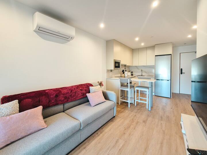 Stunning Stylish Executive Studio Perfect Getaway - Gibraltar