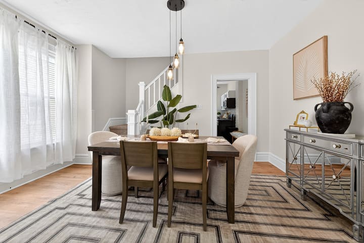 Modern 4br With Private Parking Near Osu - Columbus, OH
