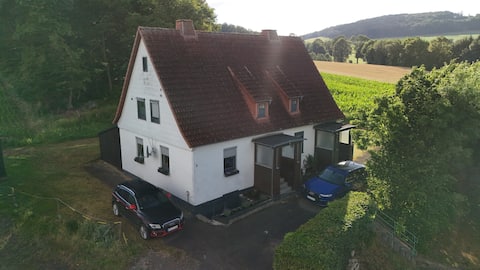 Erfolgreiche Airbnb-Immobilie: Cozy apartment on Lake Diemelsee in Diemelsee