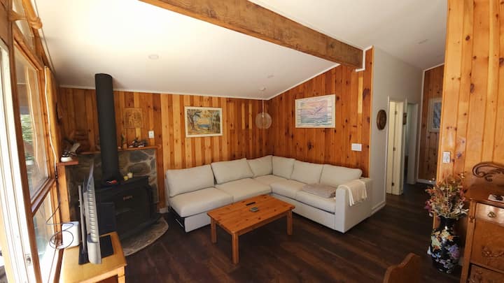 Cedar Cove Cottage - Meaford