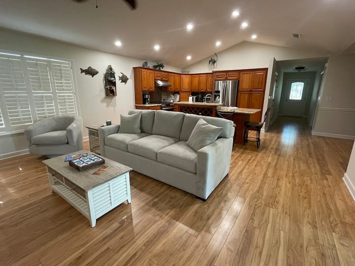 The Trap House - Steinhatchee, FL