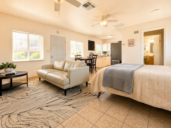 Desert Oasis Cottage In La Quinta Cove Studio - La Quinta, CA