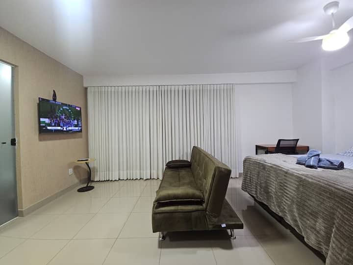 Flat Aconchegante 4 C/ Sacada - Flamboyant - Goiânia