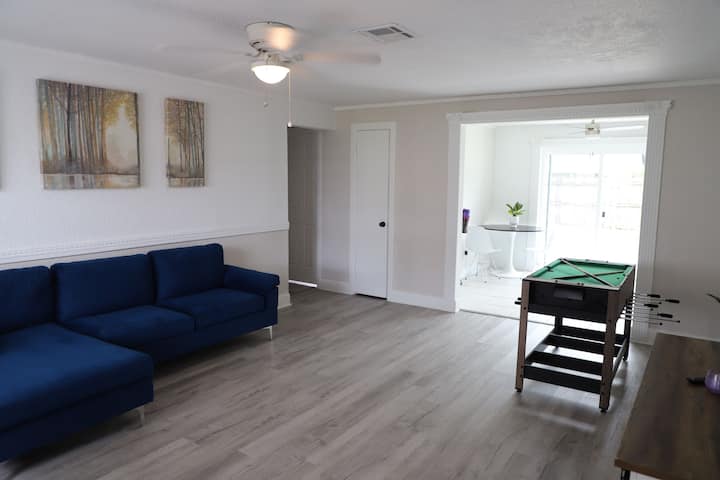 Sunny Haven -Family Friendly 3br/2bth Getaway - Safety Harbor, FL