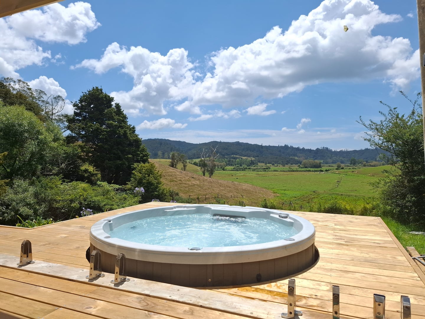 Bay Of Islands Group Escape | Private Spa & Games 1