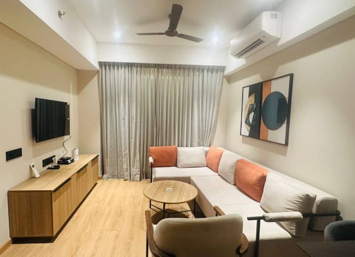 Awesome 2br Studio Apartment - Raipur