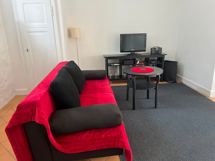 Exquisite Wohnung Im Gepflegten Dreiseitenhof - Kamenz
