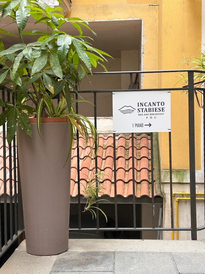 Casa Vacanze In Centro Con Self Check-in - Vico Equense