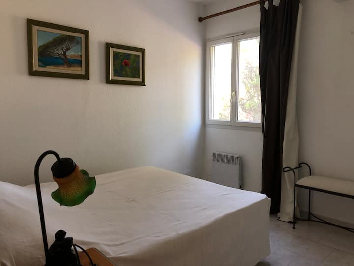 Appartement T3, 2 Parkings – ÎLe-rousse à Pied - L'Île-Rousse