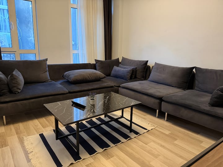Comfortable Central Stay, 2br, 3ac / Cihangir - Beyoğlu