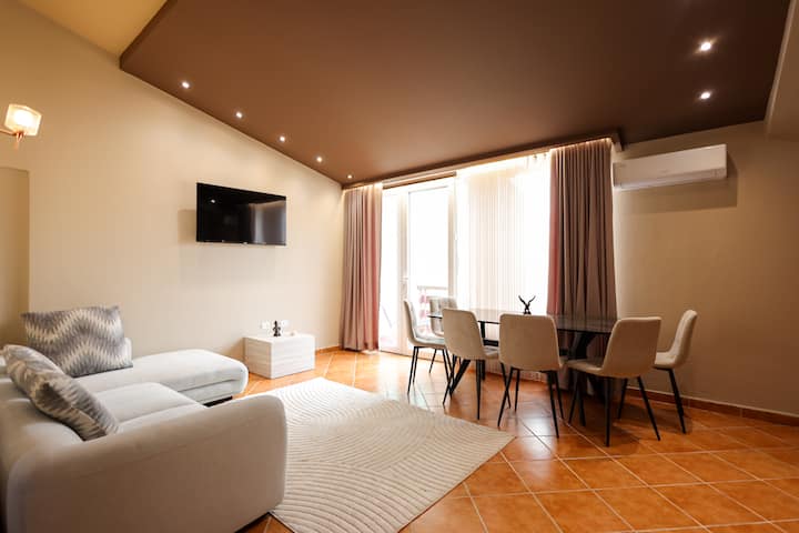 Twin Rooftop Apartments With Balcony & Fafa View - Durrës