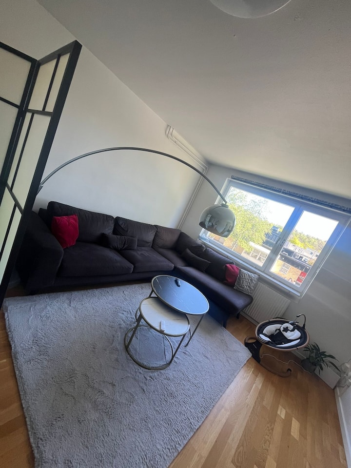 Cozy Modern Apartment - Huddinge