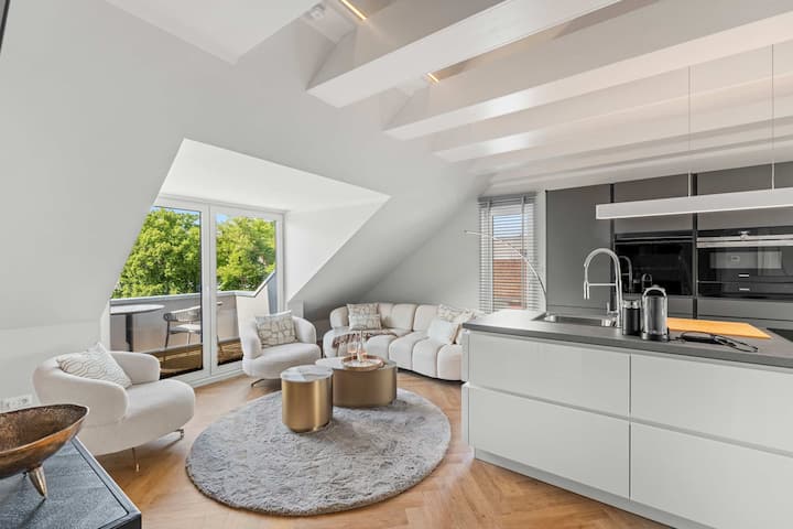 Heju | Penthouse Mit 3 Balkonen · Strandnah - Timmendorfer Strand