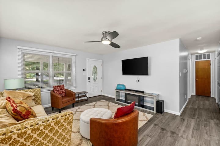 ‼️ Lake Anna 3br W/ Pool - Fire Pit & Cabana - 안나 호