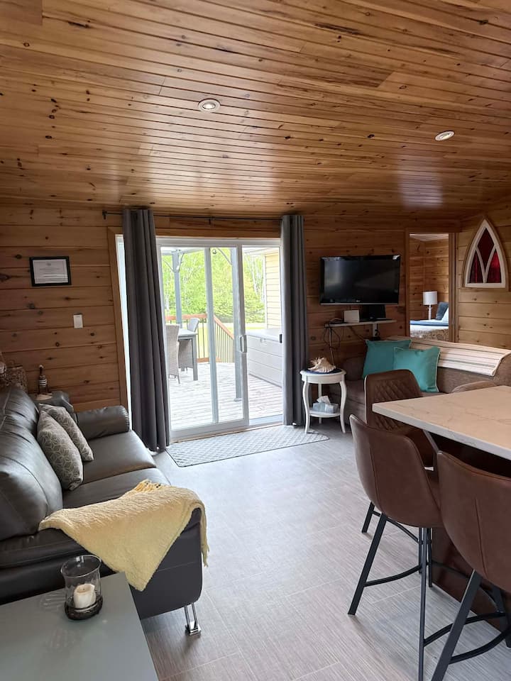 Hogan’s Hideaway— A Peaceful Oasis - Charlottetown