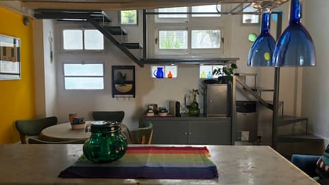 Top Airbnb: Experience the Magic of San Telmo. Loft opposite the Market in Dock Sud