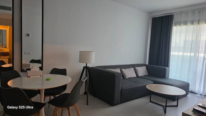 Apartment Rambla La Pau - Badalona