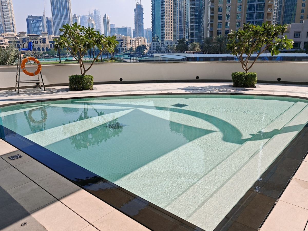 2-Bedroom Apartment · Grande Signature Residences · Burj Khalifa View 3