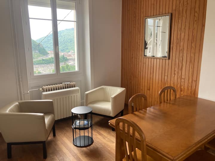 Logement Deux Personnes, Vue Imprenable - Saint-Claude