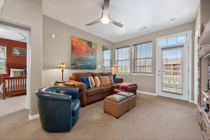 Pet Friendly, Private Patio, Lovely 2 Bedroom - Granby, CO