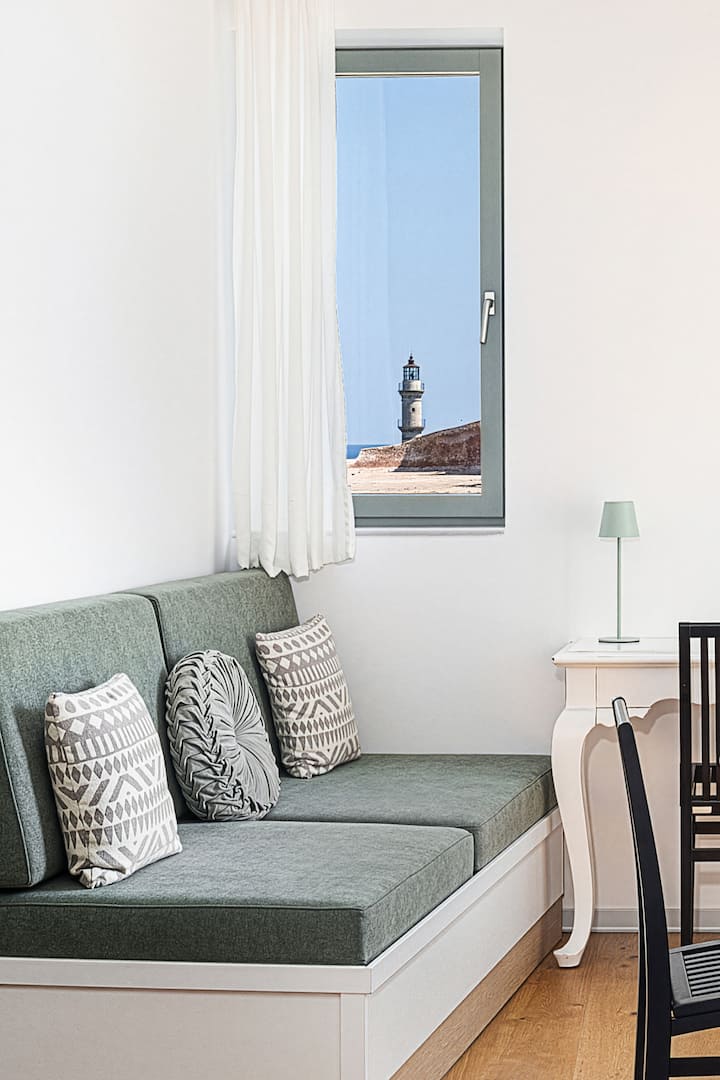 Roka Studios 59 | Lighthouse & Old Town View - Chania