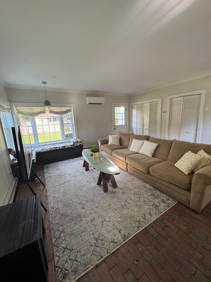 2br Coastal Retreat  Beach Passes Included - Rhode Island