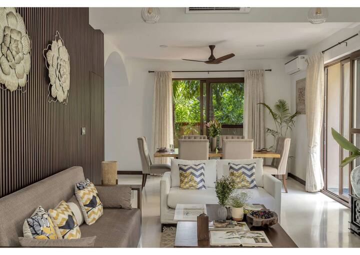 Living room image 3